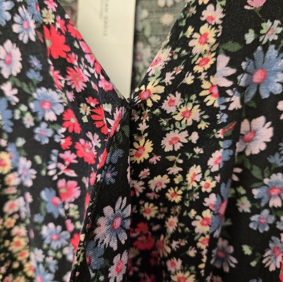 American Eagle Faux Wrap Balloon Sleeve Floral V-Neck Top S - Picture 4 of 8